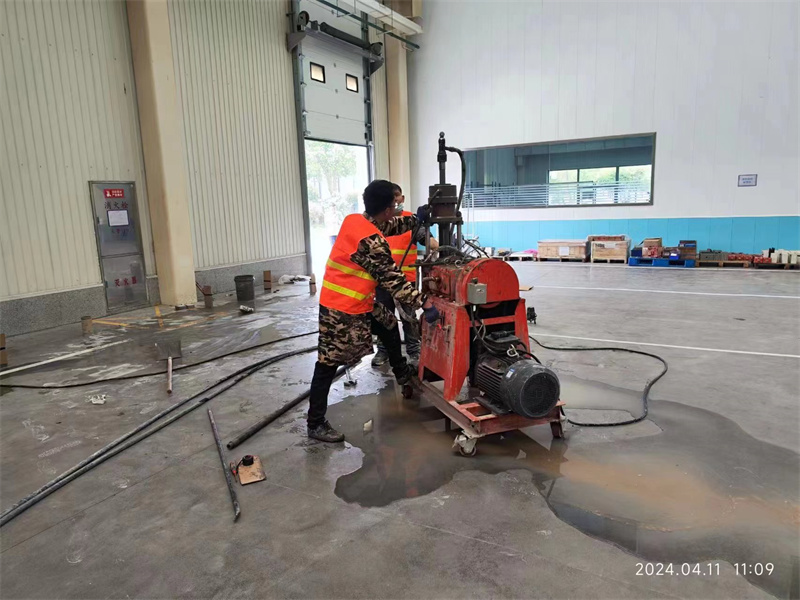 大方厂房地面下沉塌陷注浆加固施工